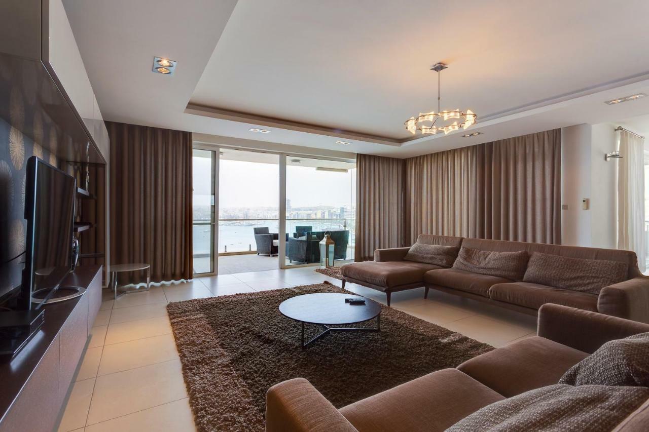 Contemporary, Luxury Apartment With Valletta And Harbour Views Слима Экстерьер фото